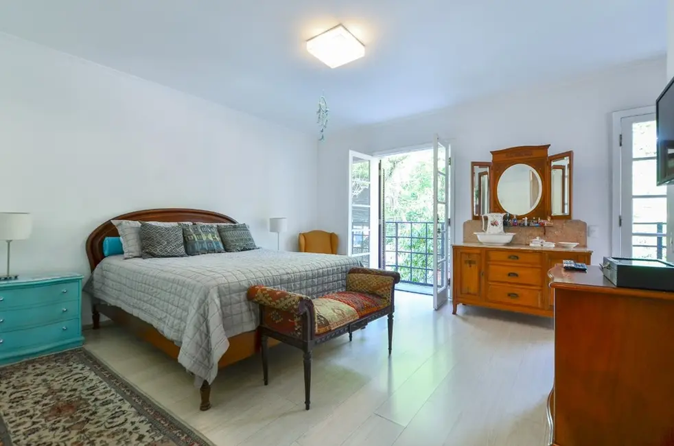 Casa com 4 quartos à venda, 386m2 em Jardim Morumbi, São Paulo - SP - imagem 3 Foto 3 de Casa com 4 quartos à venda, 386m2 em Jardim Morumbi, São Paulo - SP