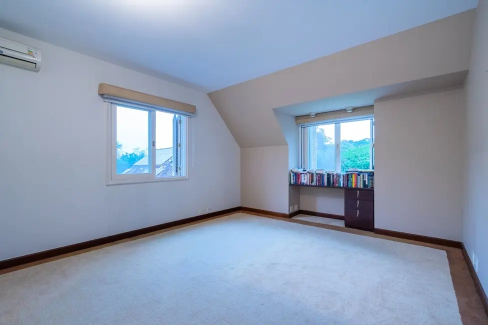 Foto 9 de Casa com 4 quartos à venda, 736m2 em Vila Morumbi, São Paulo - SP