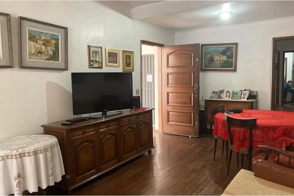 Foto 2 de Casa com 3 quartos à venda, 175m2 em Jardim Aeroporto, São Paulo - SP