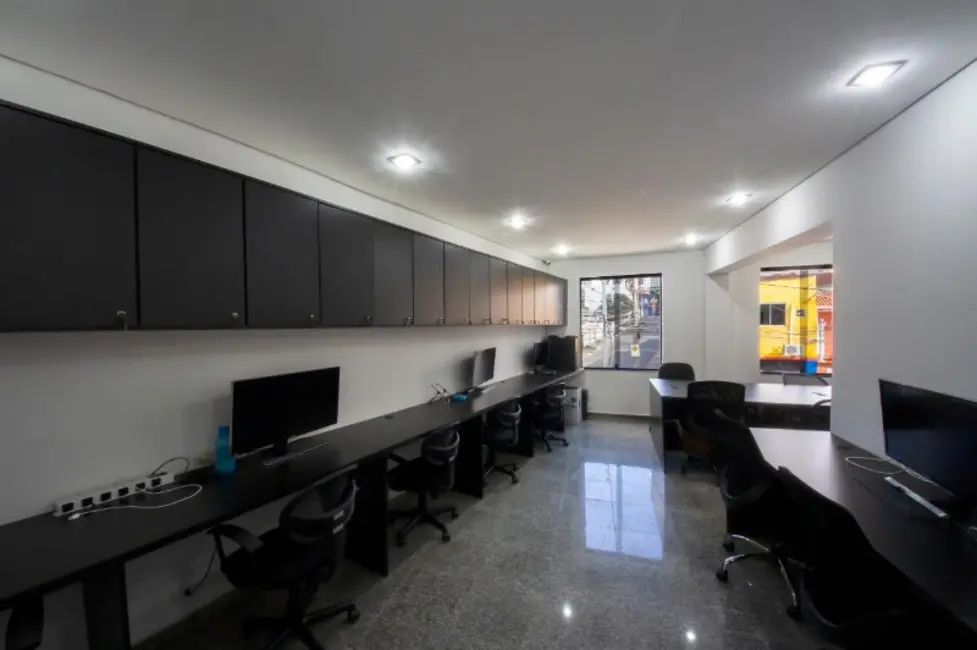 Foto 2 de Sala Comercial para alugar, 30m2 em Jardim das Acácias, São Paulo - SP