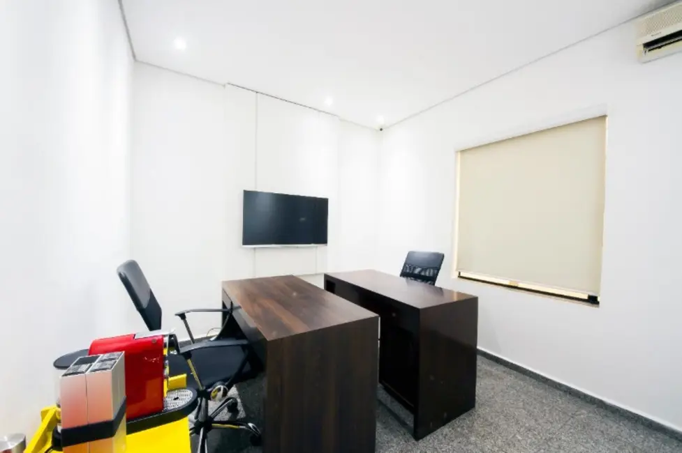 Foto 3 de Sala Comercial para alugar, 8m2 em Jardim das Acácias, São Paulo - SP