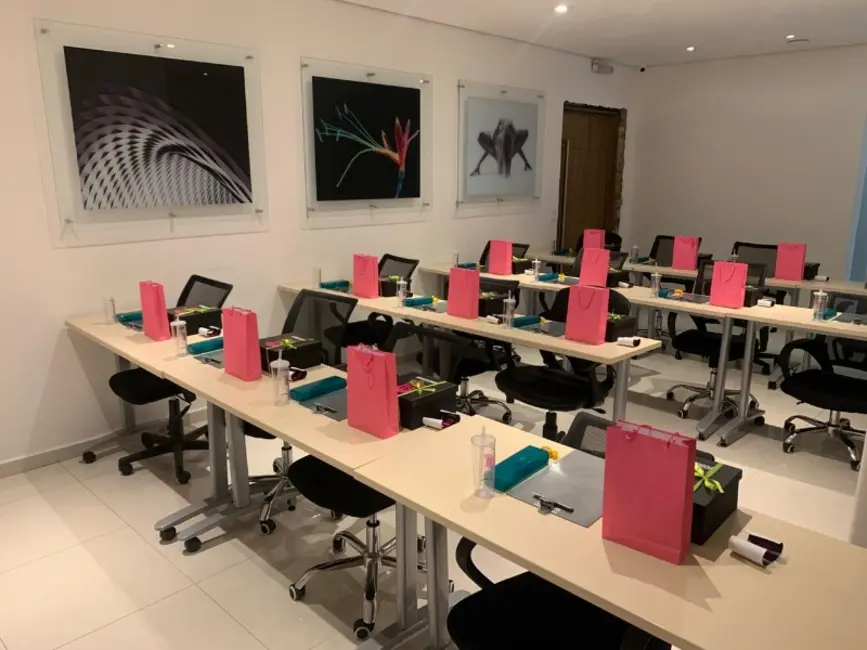 Sala Comercial para alugar, 35m2 em Jardim das Acácias, São Paulo - SP - imagem 4 Foto 4 de Sala Comercial para alugar, 35m2 em Jardim das Acácias, São Paulo - SP