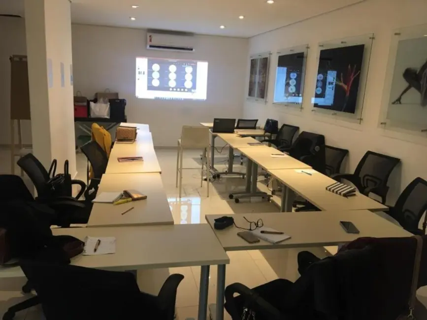 Foto 2 de Sala Comercial para alugar, 35m2 em Jardim das Acácias, São Paulo - SP