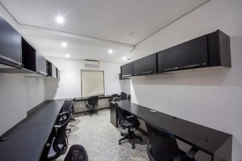 Sala Comercial para alugar, 24m2 em Jardim das Acácias, São Paulo - SP - imagem 4 Foto 4 de Sala Comercial para alugar, 24m2 em Jardim das Acácias, São Paulo - SP