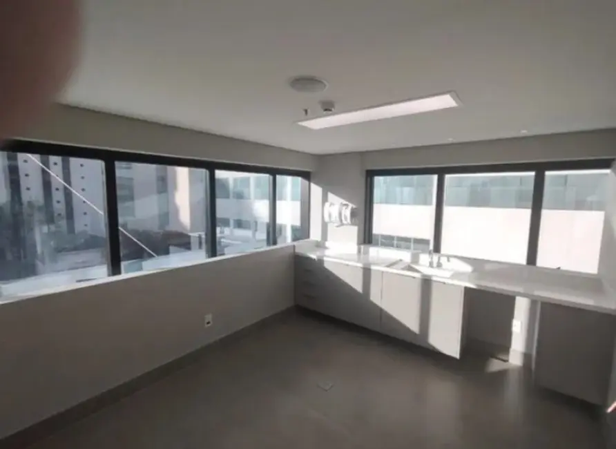 Foto 5 de Loja para alugar, 100m2 em Cerqueira César, São Paulo - SP