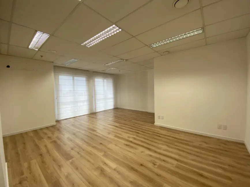 Loja à venda, 45m2 em Pinheiros, São Paulo - SP - imagem 9 Foto 9 de Loja à venda, 45m2 em Pinheiros, São Paulo - SP