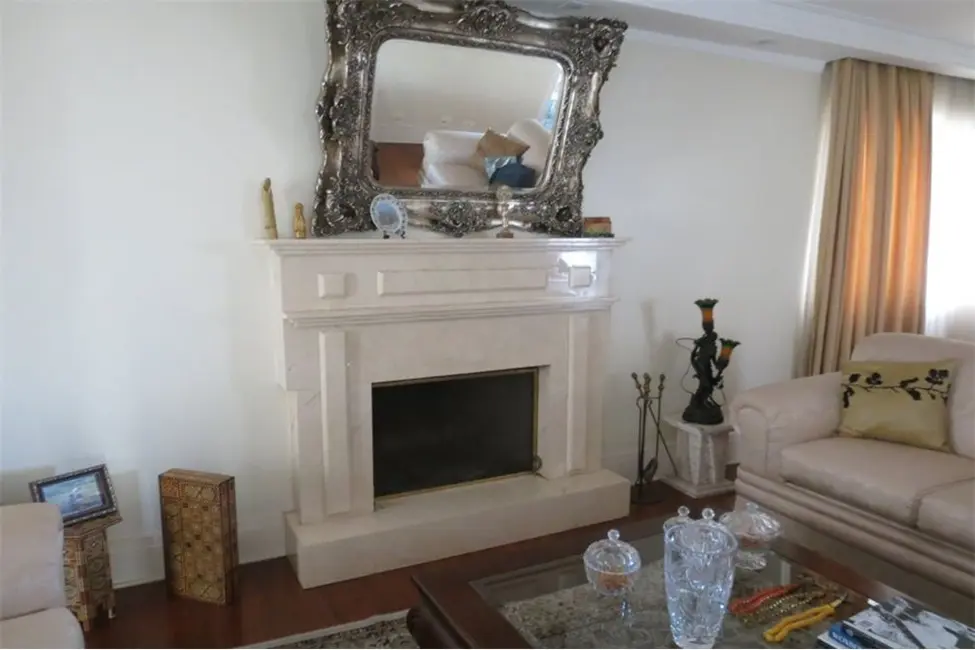 Apartamento com 3 quartos à venda, 193m2 em Moema, São Paulo - SP - imagem 2 Foto 2 de Apartamento com 3 quartos à venda, 193m2 em Moema, São Paulo - SP