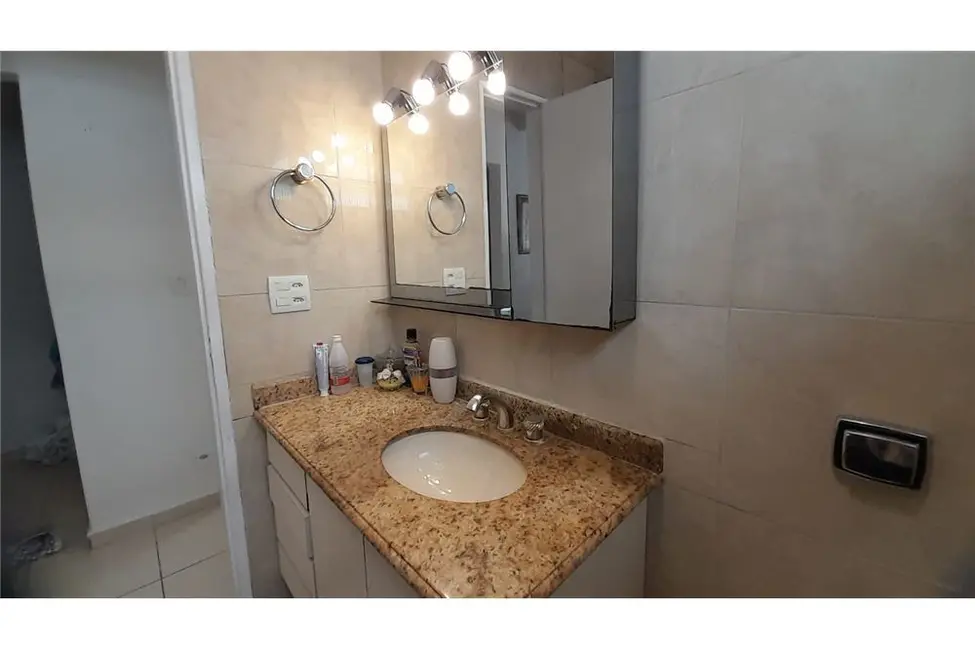 Foto 2 de Apartamento com 3 quartos à venda, 76m2 em Moema, São Paulo - SP