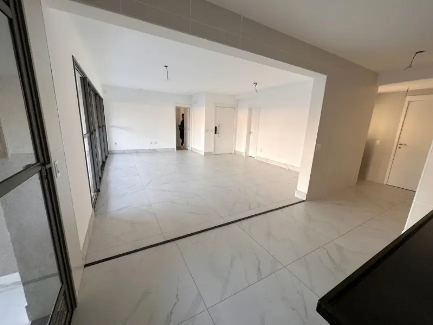 Apartamento com 4 quartos à venda, 156m2 em Vila Mariana, São Paulo - SP - imagem 2 Foto 2 de Apartamento com 4 quartos à venda, 156m2 em Vila Mariana, São Paulo - SP
