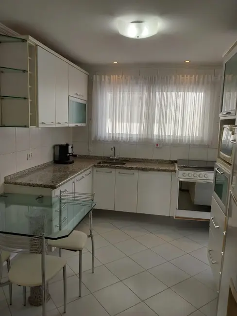 Apartamento com 3 quartos à venda, 230m2 em Brooklin Paulista, São Paulo - SP - imagem 6 Foto 6 de Apartamento com 3 quartos à venda, 230m2 em Brooklin Paulista, São Paulo - SP