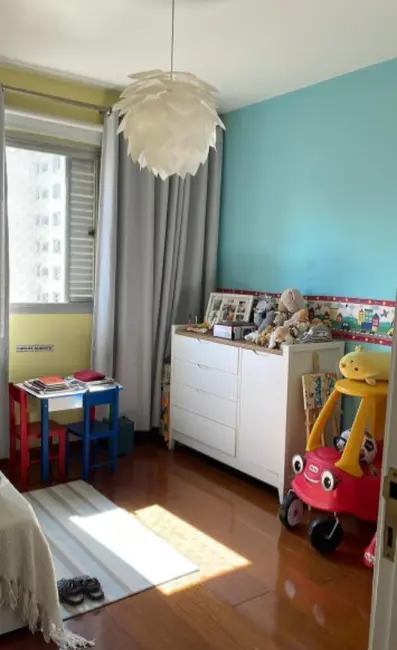 Apartamento com 3 quartos à venda, 152m2 em Indianópolis, São Paulo - SP - imagem 3 Foto 3 de Apartamento com 3 quartos à venda, 152m2 em Indianópolis, São Paulo - SP