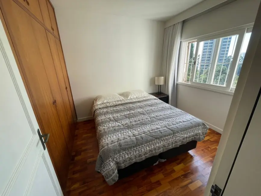 Foto 2 de Apartamento com 4 quartos à venda, 210m2 em Vila Suzana, São Paulo - SP