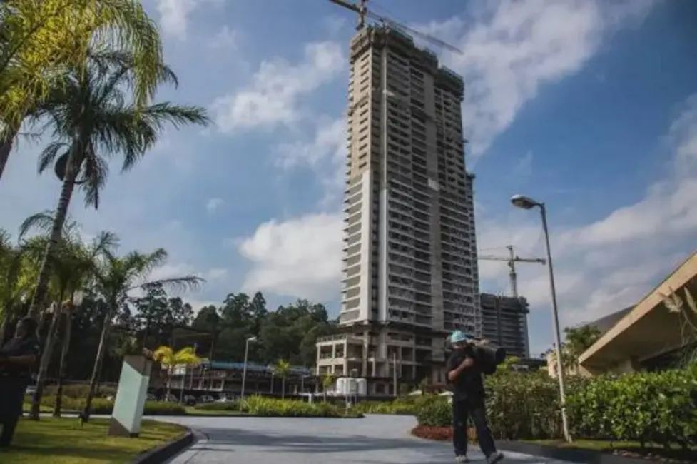 Foto 9 de Apartamento com 4 quartos à venda, 330m2 em Vila Cordeiro, São Paulo - SP