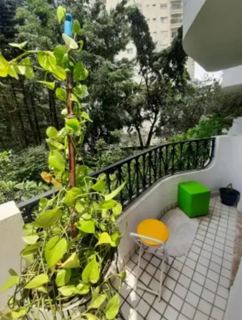 Apartamento com 3 quartos à venda, 128m2 em Vila Nova Conceição, São Paulo - SP - imagem 3 Foto 3 de Apartamento com 3 quartos à venda, 128m2 em Vila Nova Conceição, São Paulo - SP