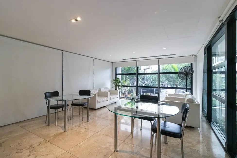 Apartamento com 1 quarto à venda, 47m2 em Vila Nova Conceição, São Paulo - SP - imagem 5 Foto 5 de Apartamento com 1 quarto à venda, 47m2 em Vila Nova Conceição, São Paulo - SP