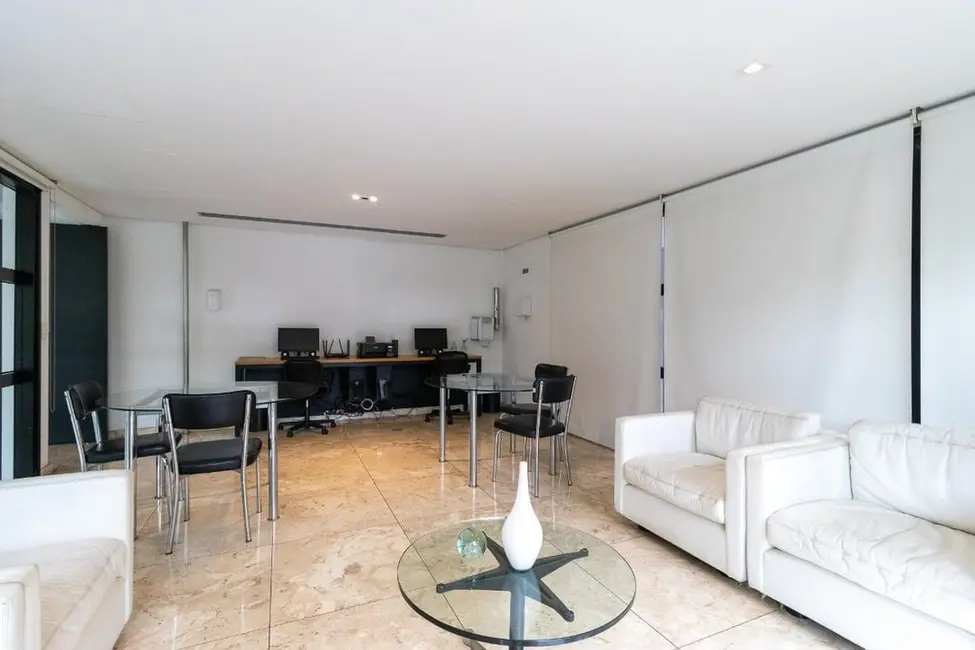 Apartamento com 1 quarto à venda, 47m2 em Vila Nova Conceição, São Paulo - SP - imagem 4 Foto 4 de Apartamento com 1 quarto à venda, 47m2 em Vila Nova Conceição, São Paulo - SP