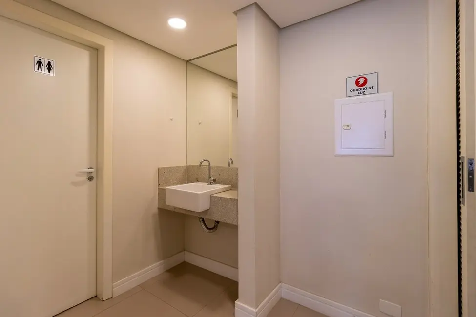 Foto 6 de Apartamento com 2 quartos à venda, 101m2 em Moema, São Paulo - SP