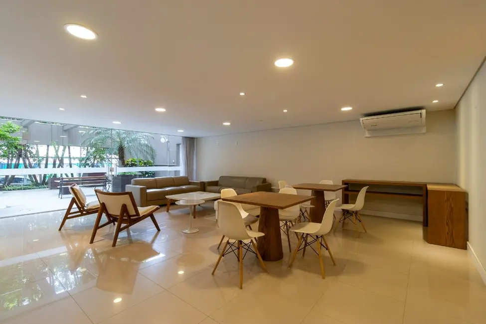 Foto 4 de Apartamento com 2 quartos à venda, 101m2 em Moema, São Paulo - SP