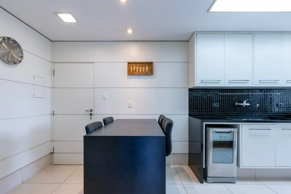 Apartamento com 4 quartos à venda, 155m2 em Santo Amaro, São Paulo - SP - imagem 5 Foto 5 de Apartamento com 4 quartos à venda, 155m2 em Santo Amaro, São Paulo - SP