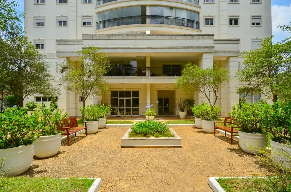 Apartamento com 4 quartos à venda, 210m2 em Vila Sofia, São Paulo - SP - imagem 9 Foto 9 de Apartamento com 4 quartos à venda, 210m2 em Vila Sofia, São Paulo - SP