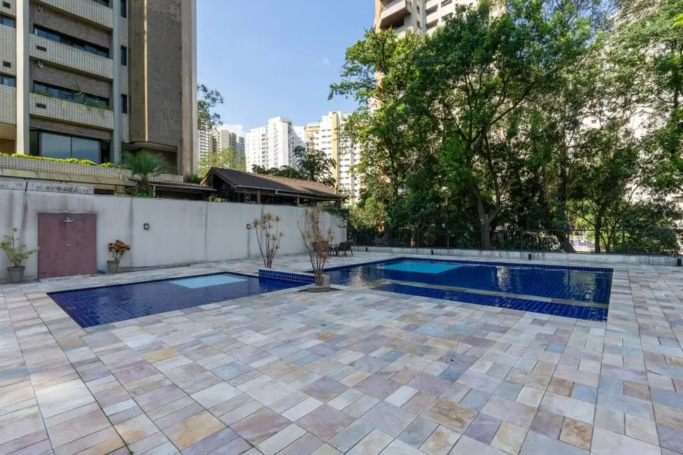 Apartamento com 2 quartos à venda, 132m2 em Vila Andrade, São Paulo - SP - imagem 2 Foto 2 de Apartamento com 2 quartos à venda, 132m2 em Vila Andrade, São Paulo - SP