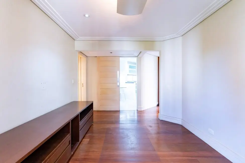 Apartamento com 2 quartos à venda, 132m2 em Vila Andrade, São Paulo - SP - imagem 3 Foto 3 de Apartamento com 2 quartos à venda, 132m2 em Vila Andrade, São Paulo - SP