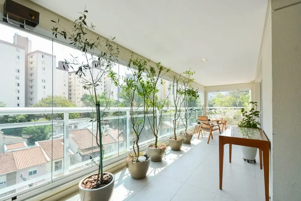 Foto 1 de Apartamento com 4 quartos à venda, 200m2 em Vila Mariana, São Paulo - SP