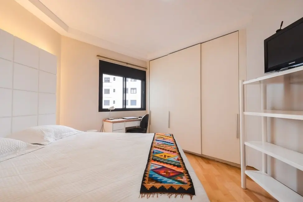 Apartamento com 3 quartos à venda, 179m2 em Planalto Paulista, São Paulo - SP - imagem 4 Foto 4 de Apartamento com 3 quartos à venda, 179m2 em Planalto Paulista, São Paulo - SP