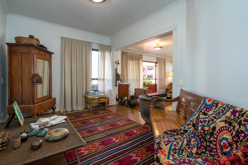 Foto 8 de Apartamento com 4 quartos à venda, 238m2 em Real Parque, São Paulo - SP