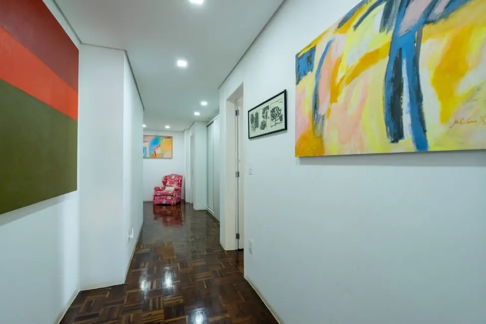 Foto 3 de Apartamento com 4 quartos à venda, 756m2 em Real Parque, São Paulo - SP