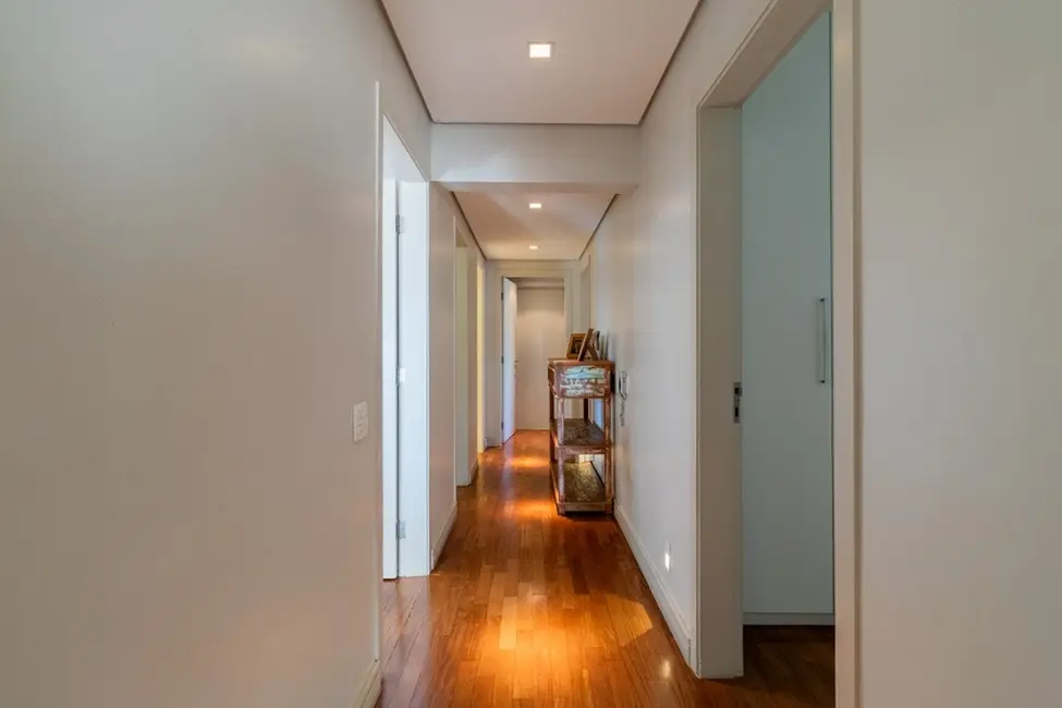 Foto 2 de Apartamento com 4 quartos à venda, 262m2 em Vila Morumbi, São Paulo - SP
