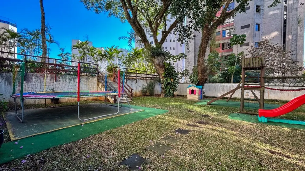 Foto 4 de Apartamento com 4 quartos à venda, 262m2 em Vila Morumbi, São Paulo - SP