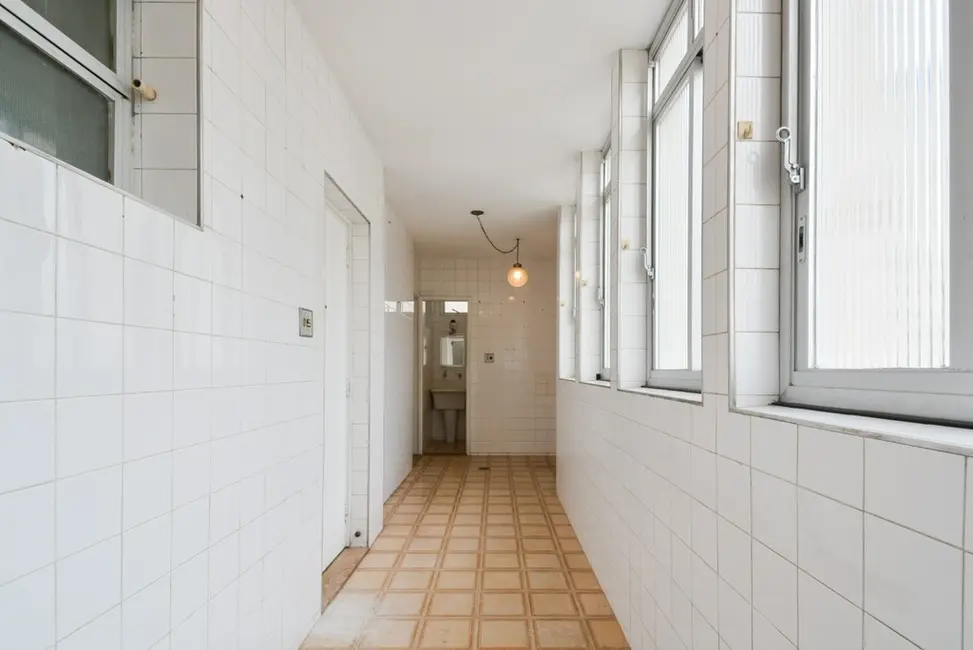 Apartamento com 3 quartos à venda, 181m2 em Santa Cecília, São Paulo - SP - imagem 9 Foto 9 de Apartamento com 3 quartos à venda, 181m2 em Santa Cecília, São Paulo - SP