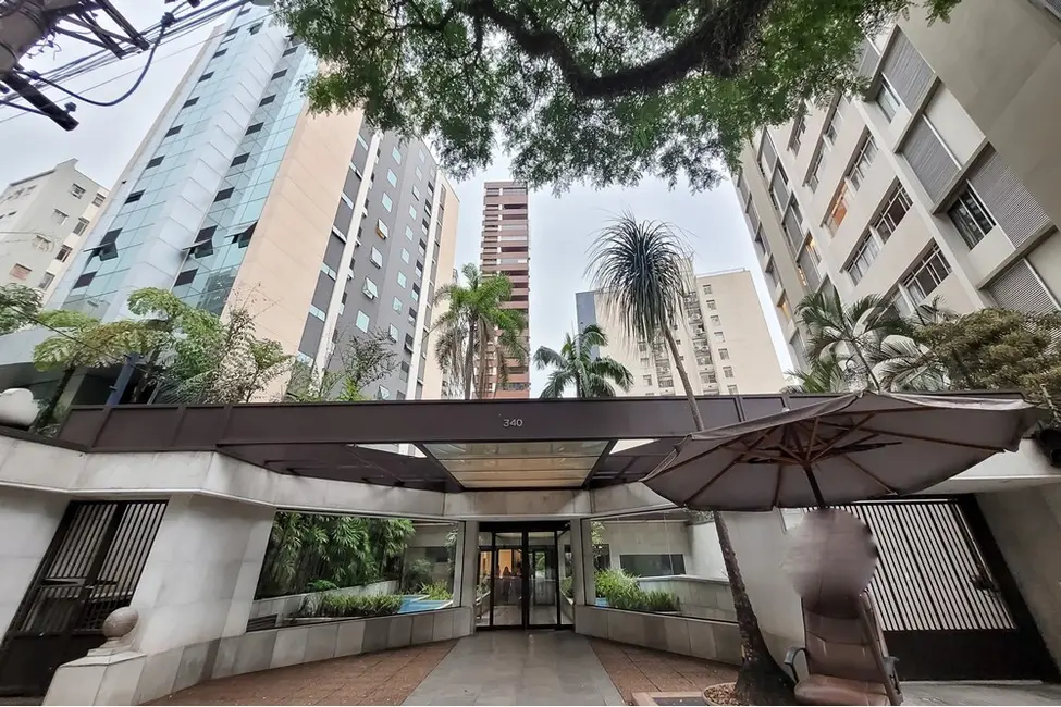 Apartamento com 3 quartos à venda, 124m2 em Higienópolis, São Paulo - SP - imagem 4 Foto 4 de Apartamento com 3 quartos à venda, 124m2 em Higienópolis, São Paulo - SP