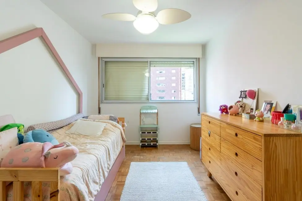 Foto 8 de Apartamento com 3 quartos à venda, 108m2 em Itaim Bibi, São Paulo - SP