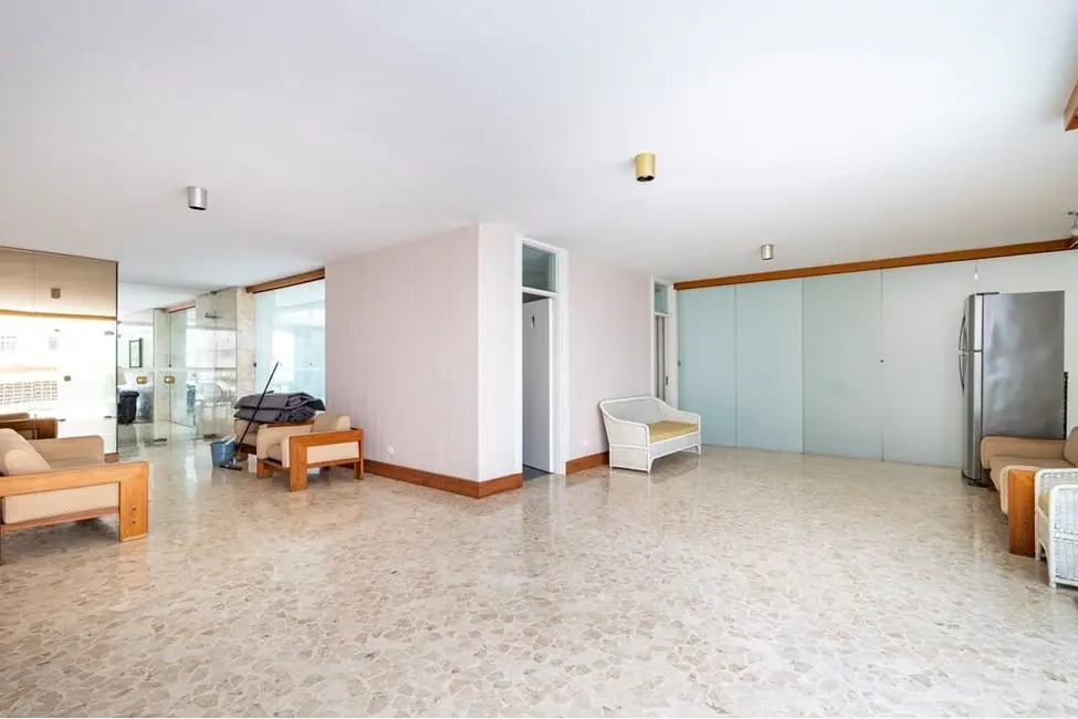 Apartamento com 2 quartos à venda, 105m2 em Cerqueira César, São Paulo - SP - imagem 3 Foto 3 de Apartamento com 2 quartos à venda, 105m2 em Cerqueira César, São Paulo - SP