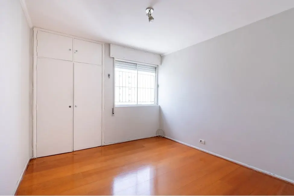 Foto 2 de Apartamento com 2 quartos à venda, 105m2 em Cerqueira César, São Paulo - SP