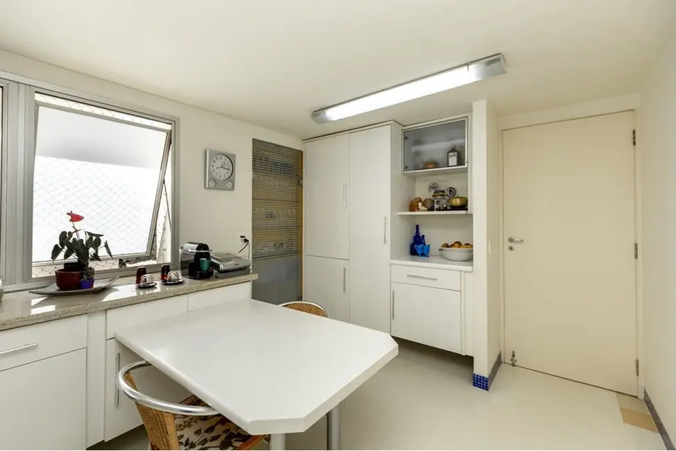 Foto 5 de Apartamento com 2 quartos à venda, 270m2 em Itaim Bibi, São Paulo - SP