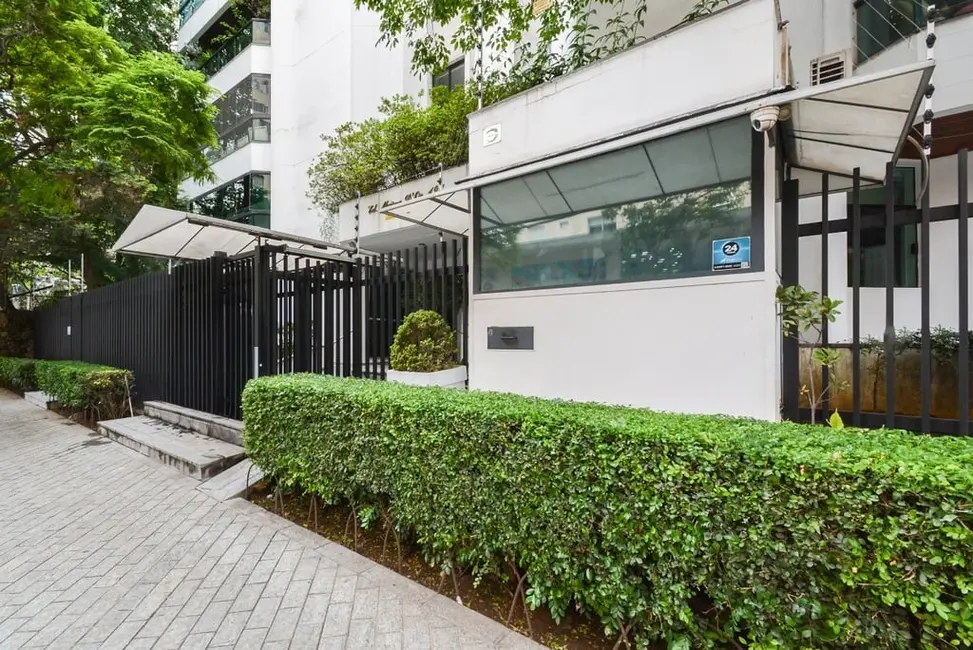 Apartamento com 4 quartos à venda, 172m2 em Moema, São Paulo - SP - imagem 4 Foto 4 de Apartamento com 4 quartos à venda, 172m2 em Moema, São Paulo - SP