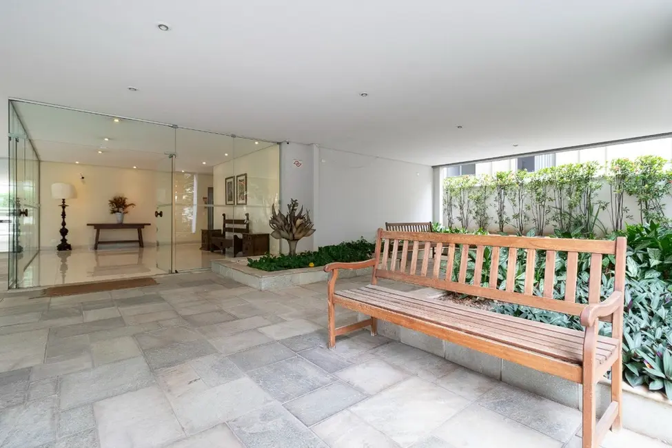 Foto 9 de Apartamento com 3 quartos à venda, 137m2 em Itaim Bibi, São Paulo - SP