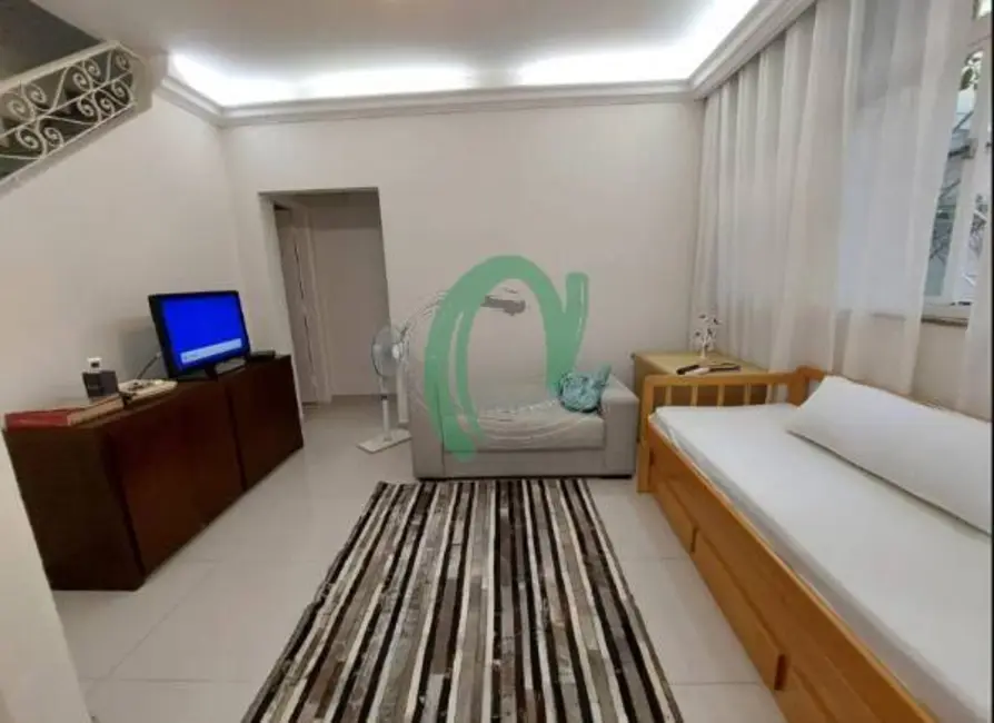 Casa com 3 quartos à venda, 180m2 em Boqueirão, Santos - SP - imagem 6 Foto 6 de Casa com 3 quartos à venda, 180m2 em Boqueirão, Santos - SP
