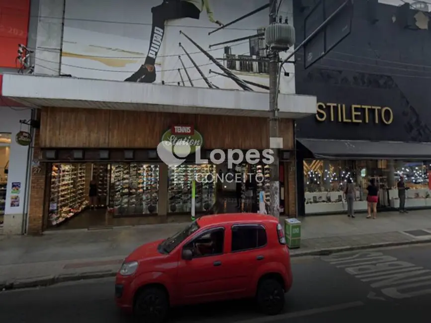 Sala Comercial para alugar, 675m2 em Gonzaga, Santos - SP - imagem 6 Foto 6 de Sala Comercial para alugar, 675m2 em Gonzaga, Santos - SP