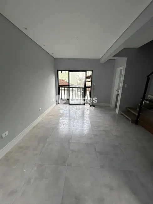 Foto 1 de Casa com 2 quartos à venda e para alugar, 116m2 em Marapé, Santos - SP