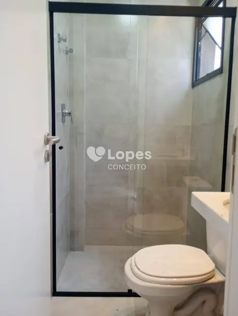 Casa com 2 quartos à venda e para alugar, 116m2 em Marapé, Santos - SP - imagem 9 Foto 9 de Casa com 2 quartos à venda e para alugar, 116m2 em Marapé, Santos - SP