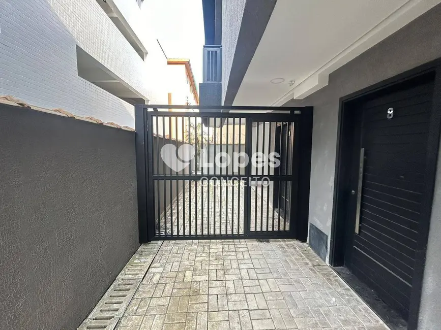 Casa com 2 quartos à venda e para alugar, 116m2 em Marapé, Santos - SP - imagem 6 Foto 6 de Casa com 2 quartos à venda e para alugar, 116m2 em Marapé, Santos - SP