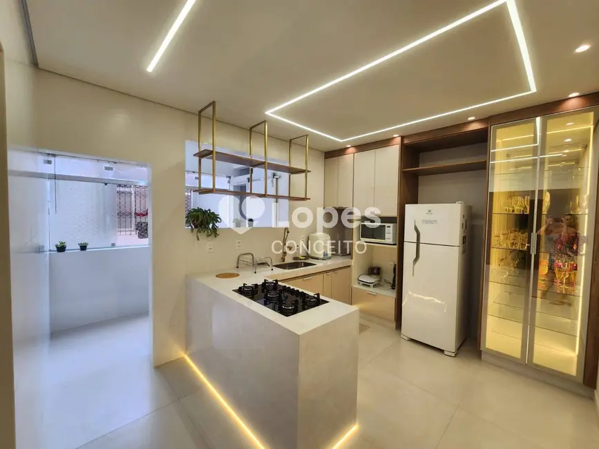 Foto 3 de Apartamento com 2 quartos à venda, 83m2 em Ponta da Praia, Santos - SP