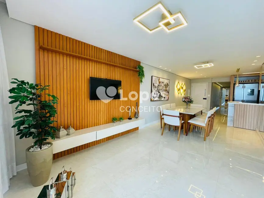 Foto 7 de Apartamento com 3 quartos à venda, 127m2 em Gonzaga, Santos - SP