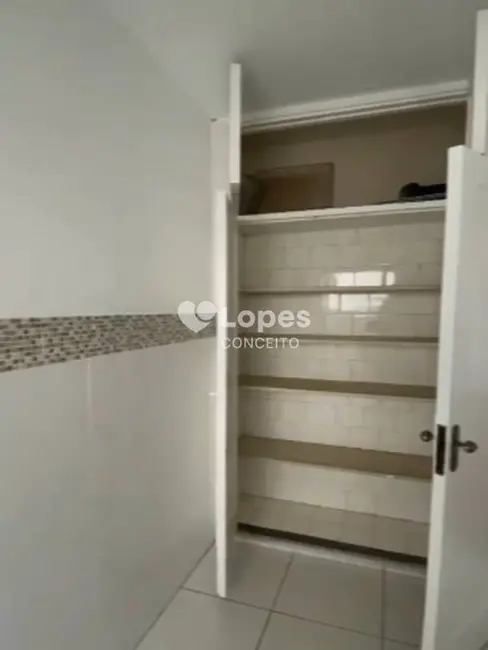 Apartamento com 2 quartos para alugar, 70m2 em Boqueirão, Santos - SP - imagem 5 Foto 5 de Apartamento com 2 quartos para alugar, 70m2 em Boqueirão, Santos - SP