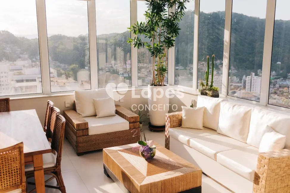 Cobertura com 4 quartos à venda, 296m2 em Marapé, Santos - SP - imagem 1 Foto 1 de Cobertura com 4 quartos à venda, 296m2 em Marapé, Santos - SP