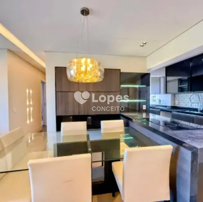 Apartamento com 2 quartos para alugar, 97m2 em Macuco, Santos - SP - imagem 4 Foto 4 de Apartamento com 2 quartos para alugar, 97m2 em Macuco, Santos - SP